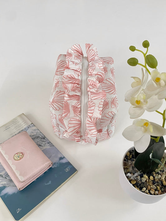 Scallop Pink Beauty Case Amora