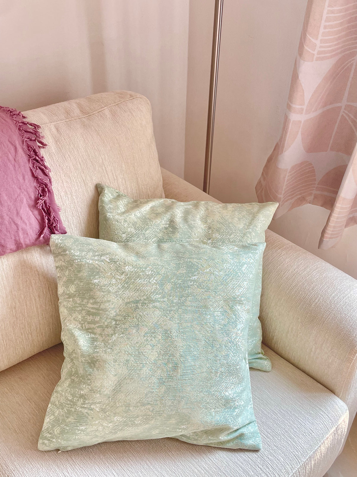 Mandarin Pearl Pillow Cover Amora