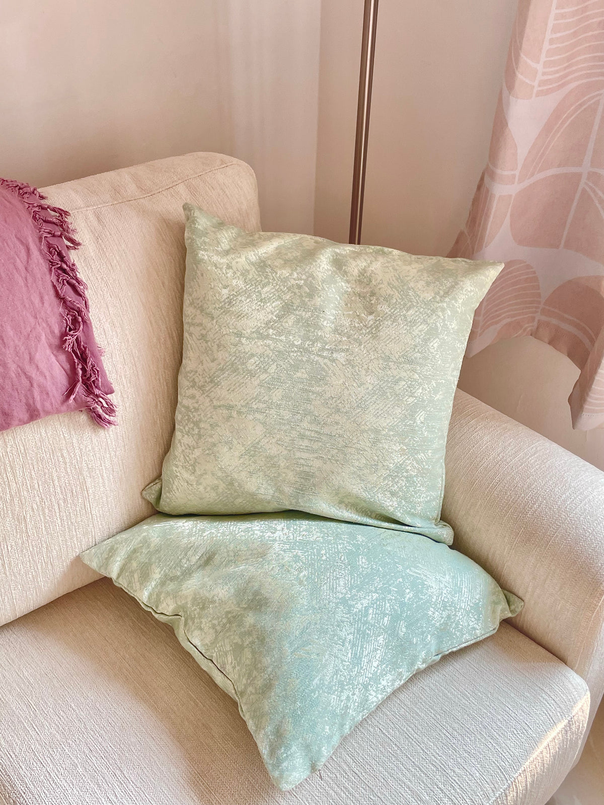 Mandarin Pearl Pillow Cover Amora