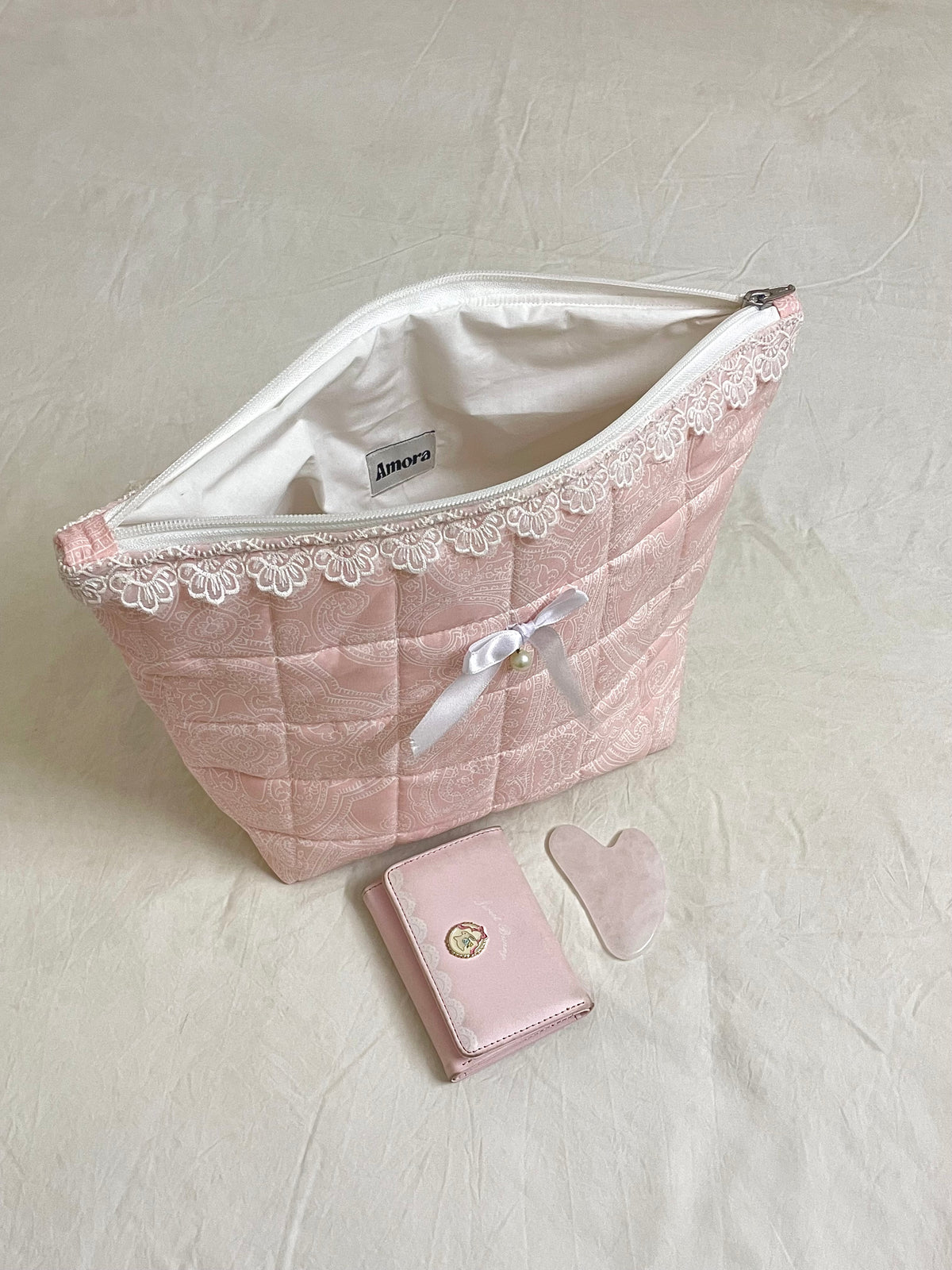 Sakura Axis Beauty Bag Amora