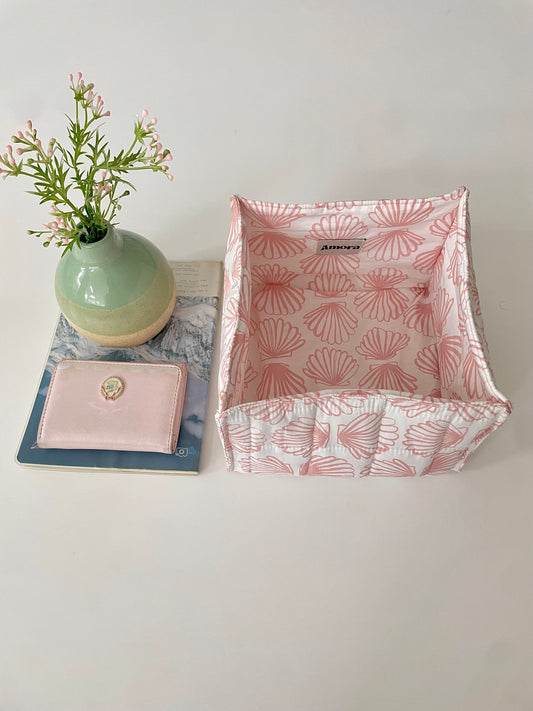 Scallop Pink Cube Basket Amora