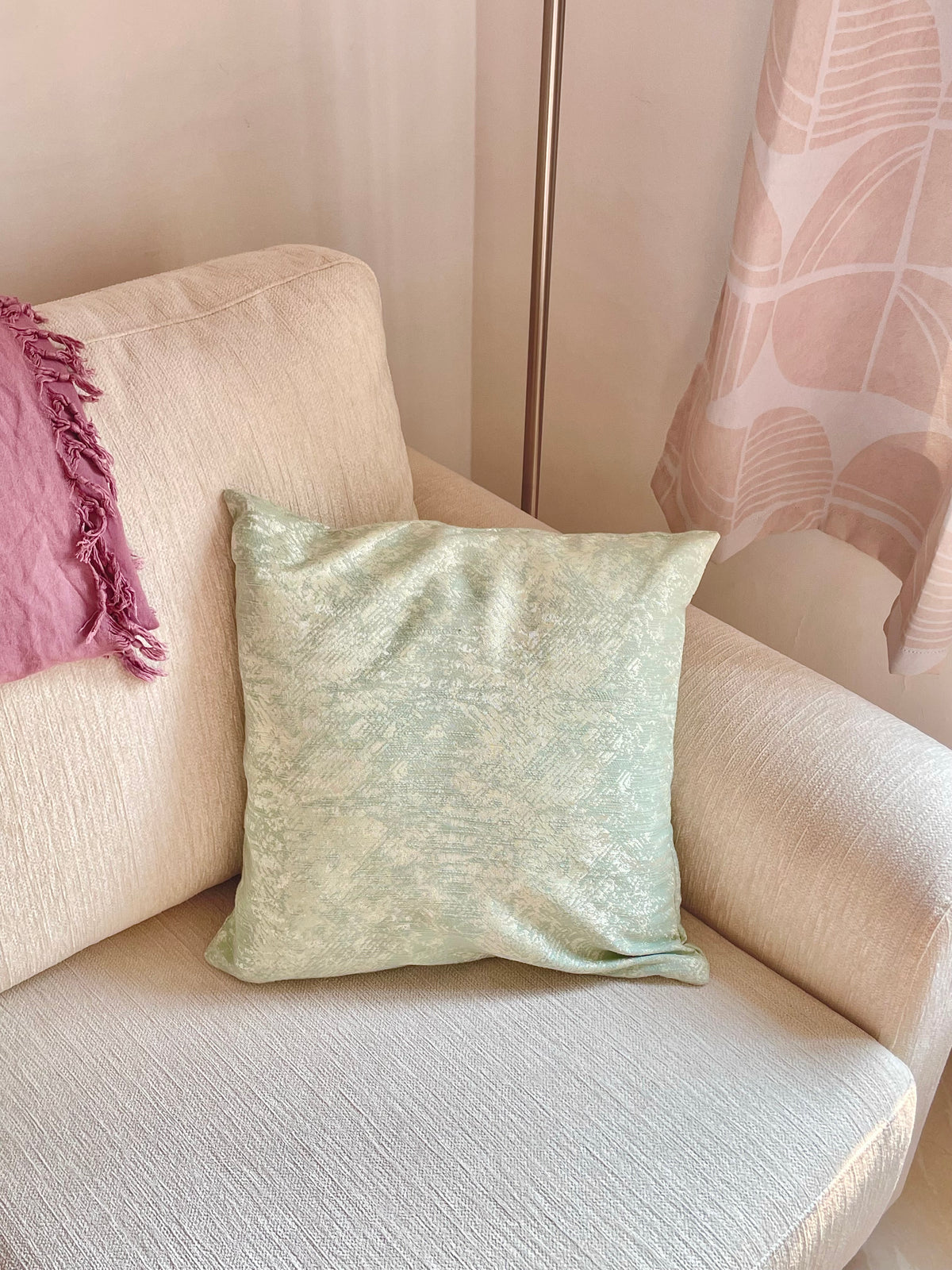 Mandarin Pearl Pillow Cover Amora