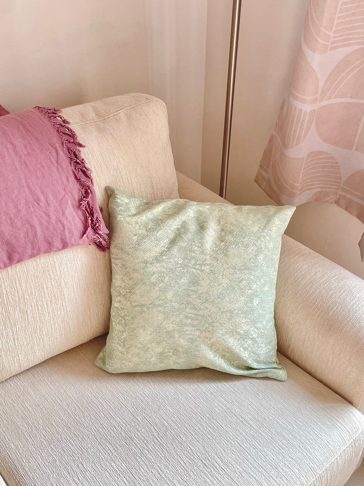 Mandarin Pearl Pillow Cover Amora