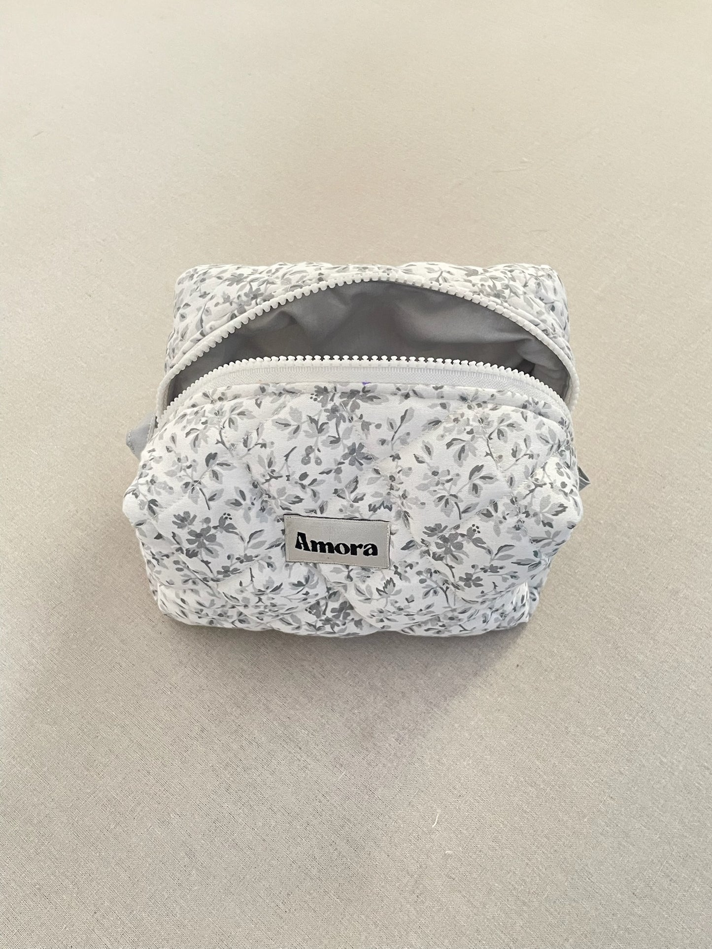 Quilted Makeup Pouch, Assorted Prints (Random Pick), 20×12×10 cm, Cotton Lining, Handmade