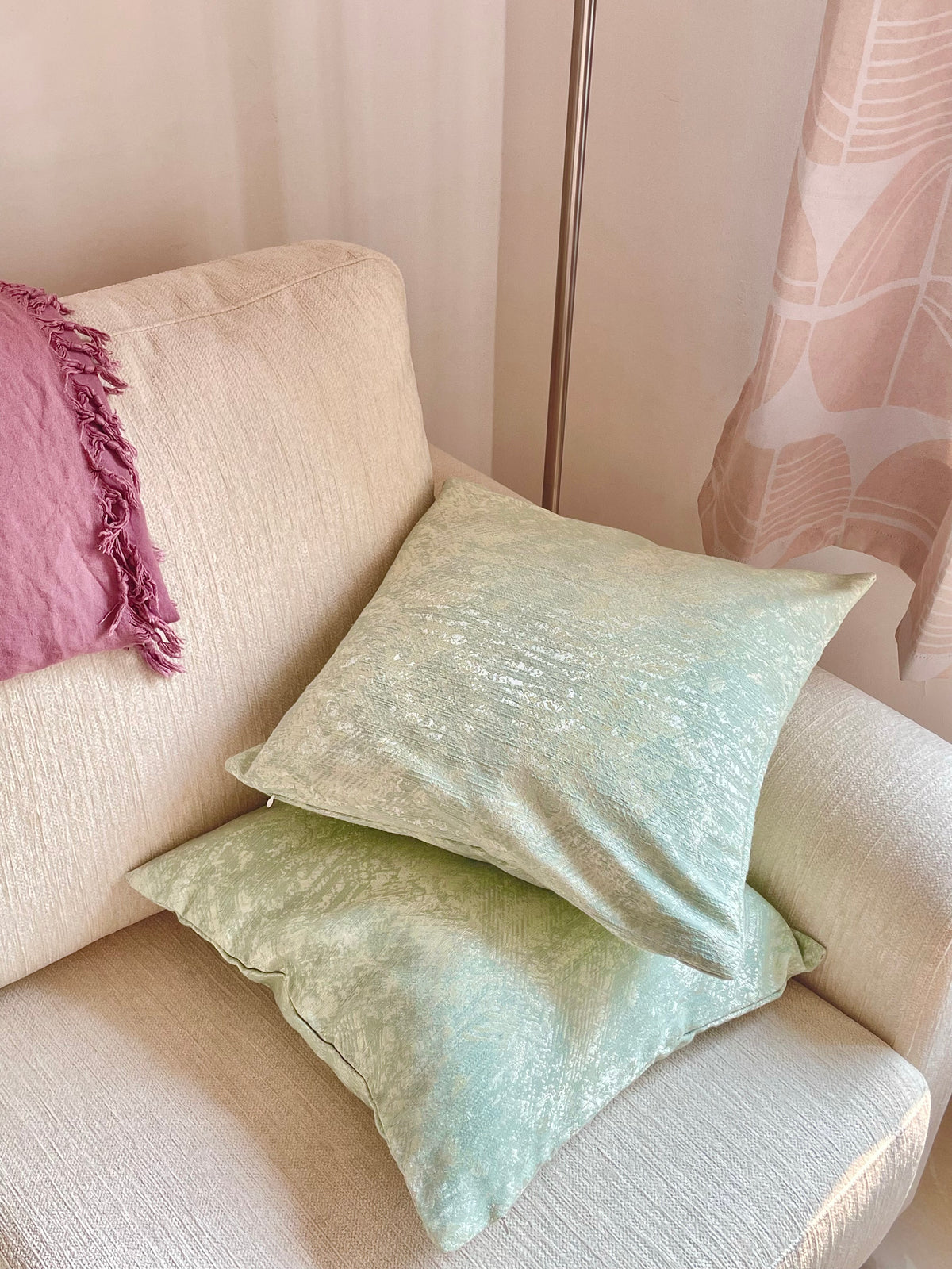 Mandarin Mint Frost Pillow Cover Amora